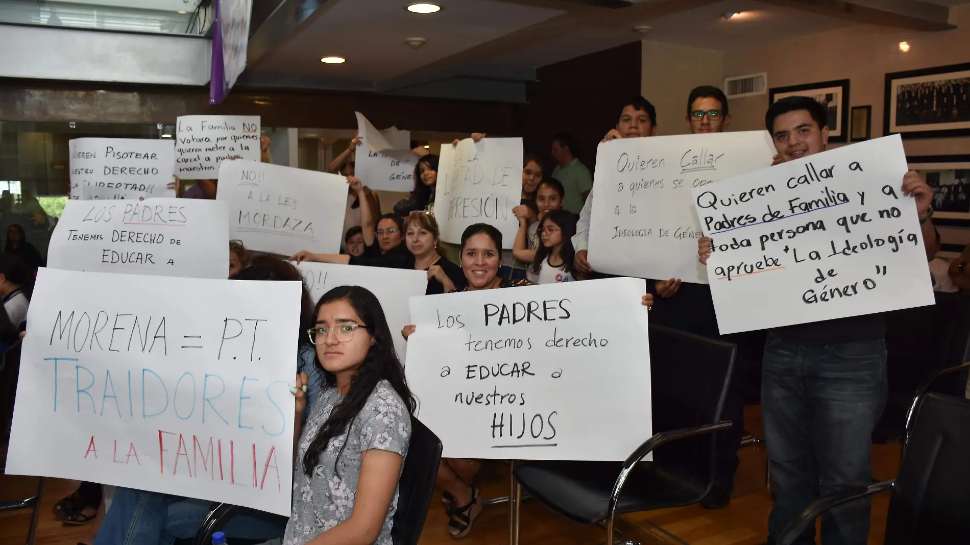 MANIFESTACION Y TOMA DE PROTESTA (20)